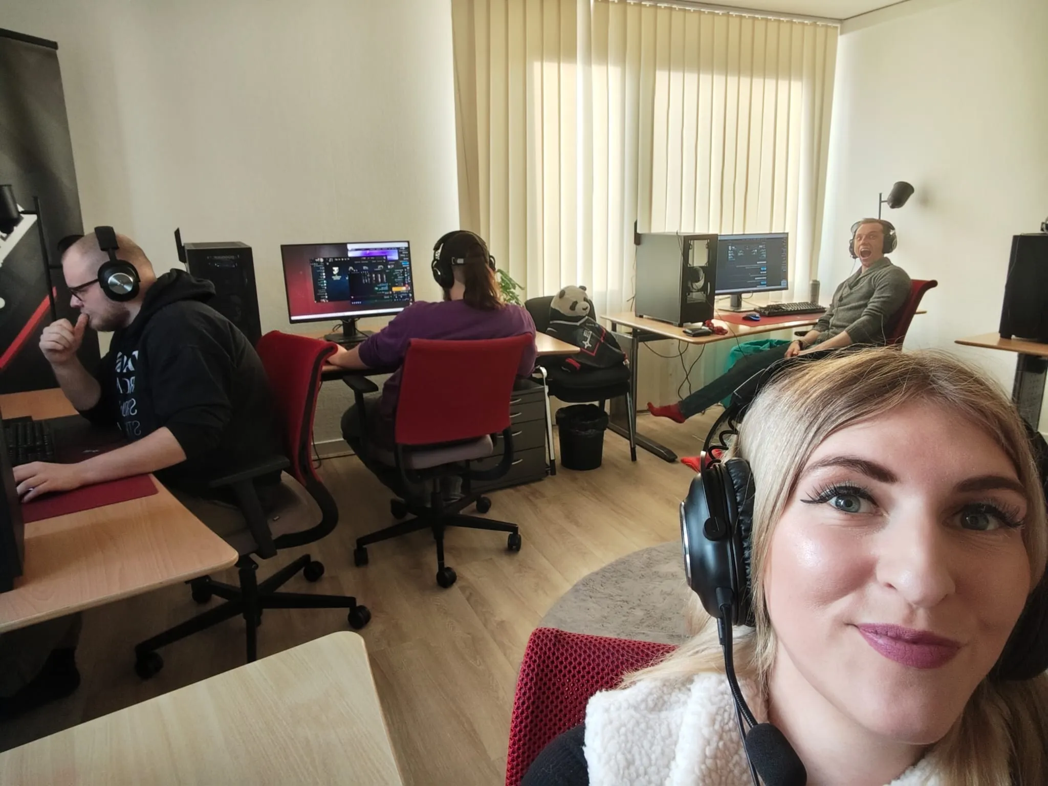 Teamtag im Vereinsheim mit dem DeichBreaker League of Legends Team